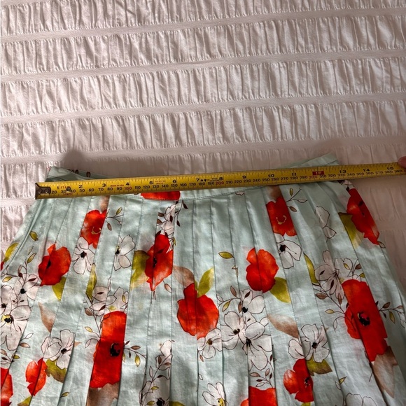 Talbots Petite Poppy Floral Scenic Pleated Skirt Side Zipper Eye Hook Closure - Picture 6 of 7